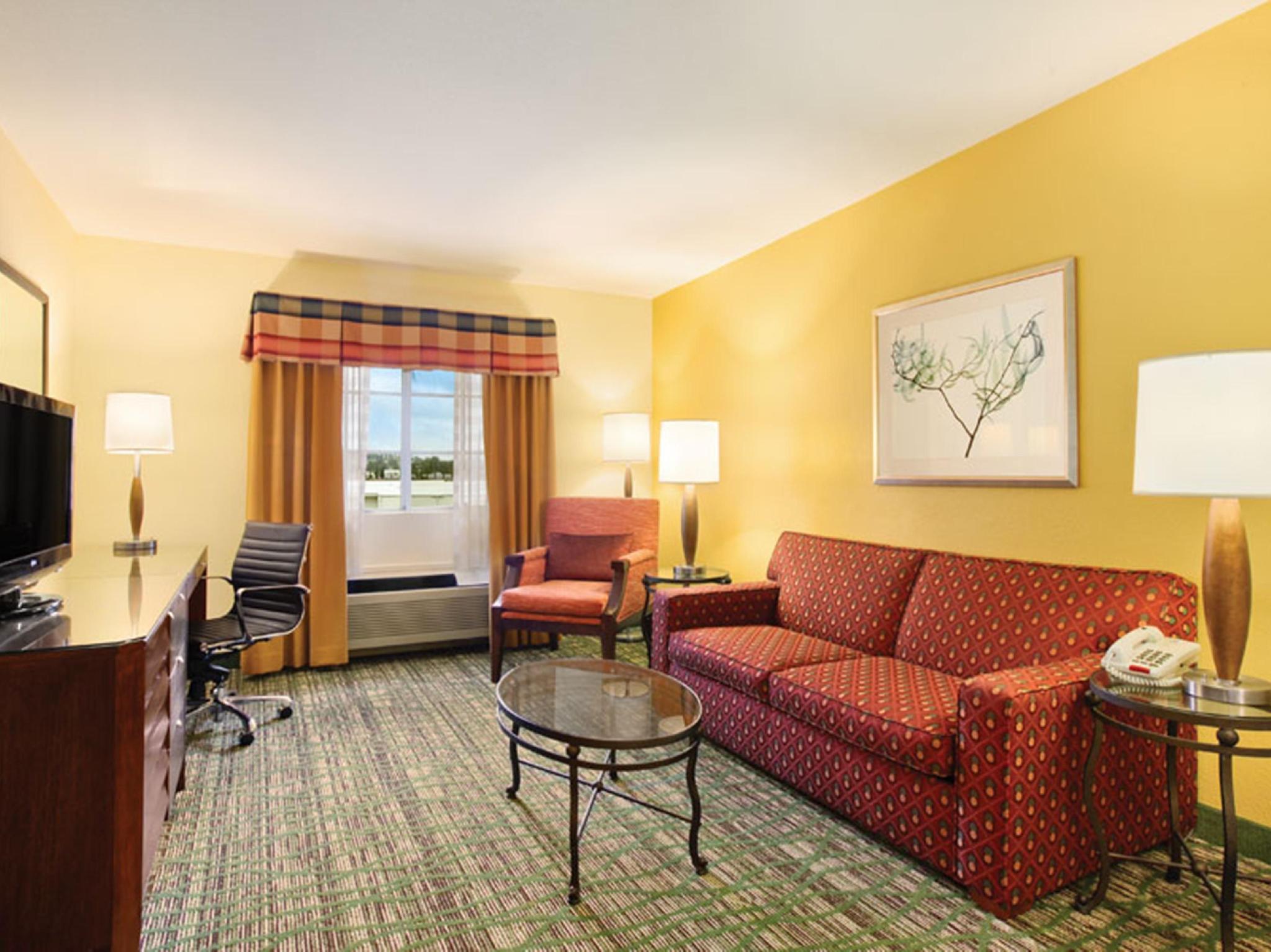 Holiday Inn Express Hotel & Suites San Diego-Escondido By Ihg Eksteriør bilde