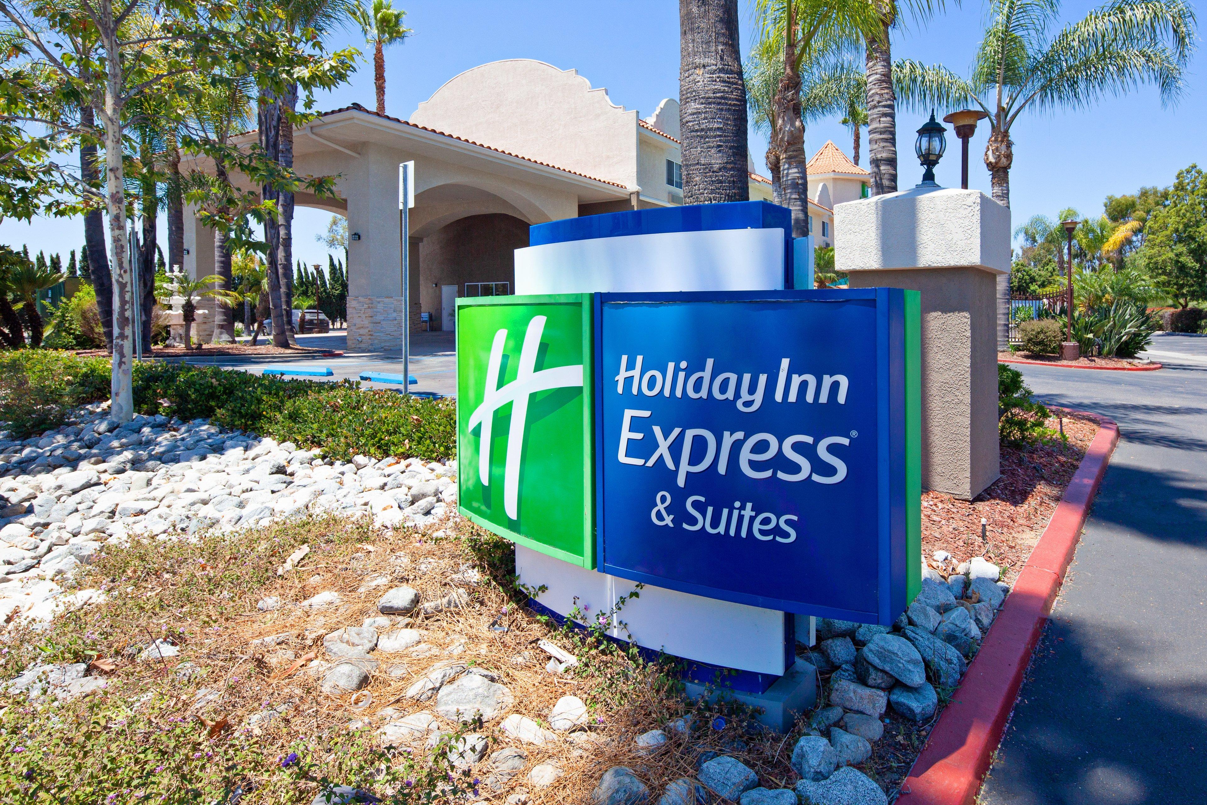 Holiday Inn Express Hotel & Suites San Diego-Escondido By Ihg Eksteriør bilde