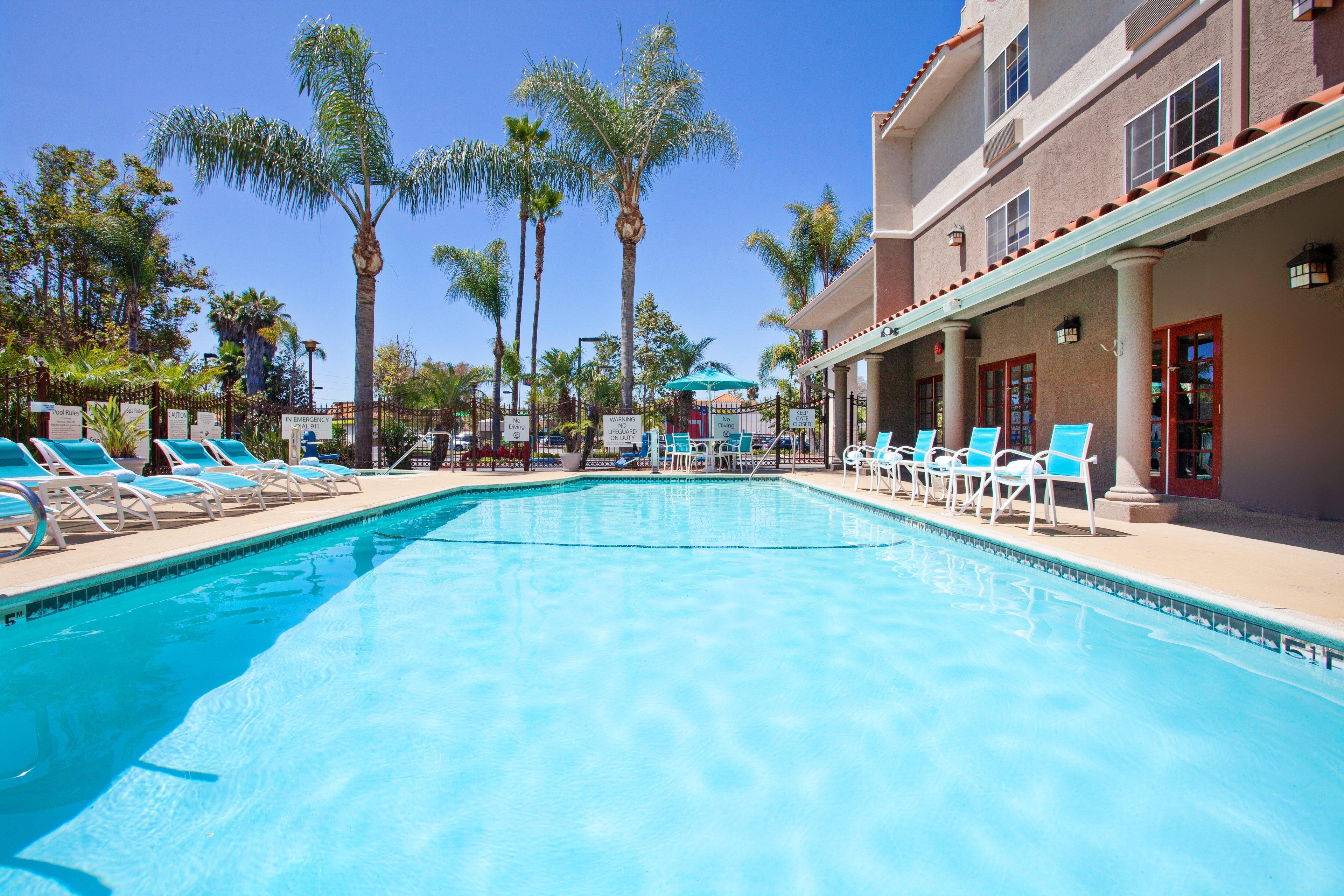 Holiday Inn Express Hotel & Suites San Diego-Escondido By Ihg Eksteriør bilde