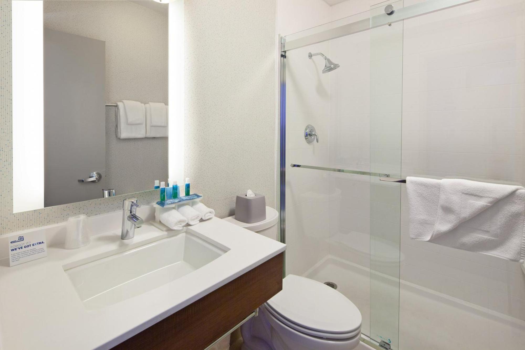 Holiday Inn Express Hotel & Suites San Diego-Escondido By Ihg Eksteriør bilde